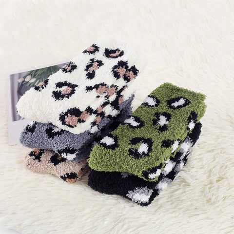 Women's Fuzzy Slipper Socks – Warm, Fluffy & Cozy Crew Socks for Winter Comfort